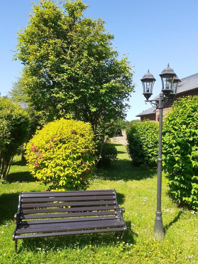 Les Gites Du Chateau De Maltot Saint-Ouen-du-Breuil Zewnętrze zdjęcie